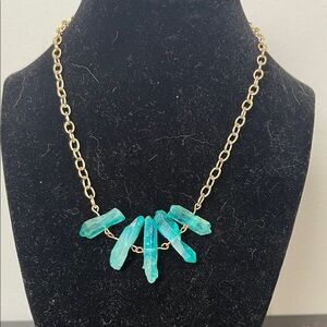 Elegant Gold and Turquoise Necklace